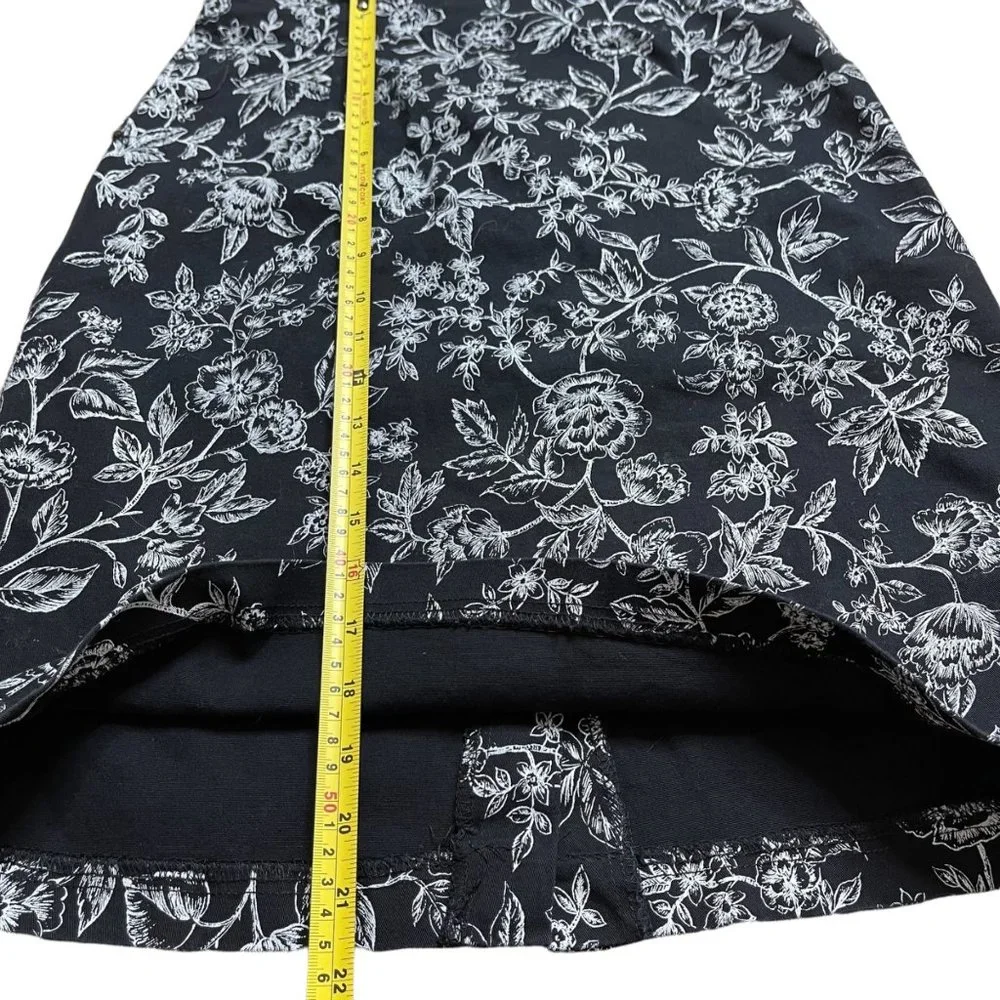 New York City Pencil Skirt Size 6 Black White Cotton Rise Mid Floral Knee Length